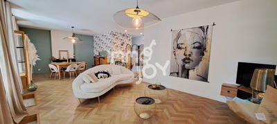 Appartement - 145 m² - 4 pièces