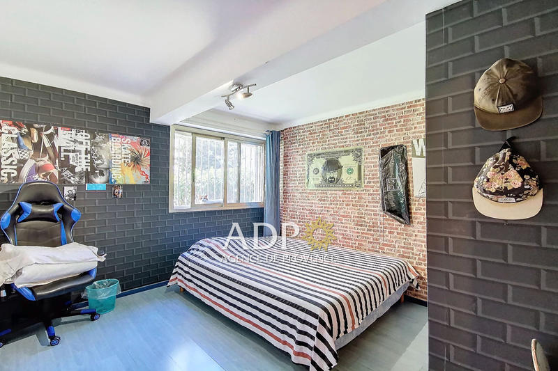 Appartement - 114 m² - 4 pièces