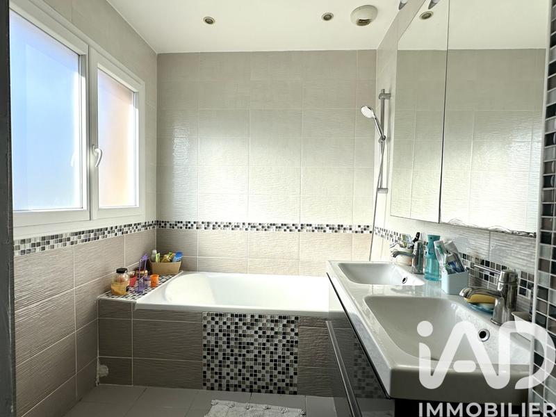 Maison - 113 m² - 5 pièces