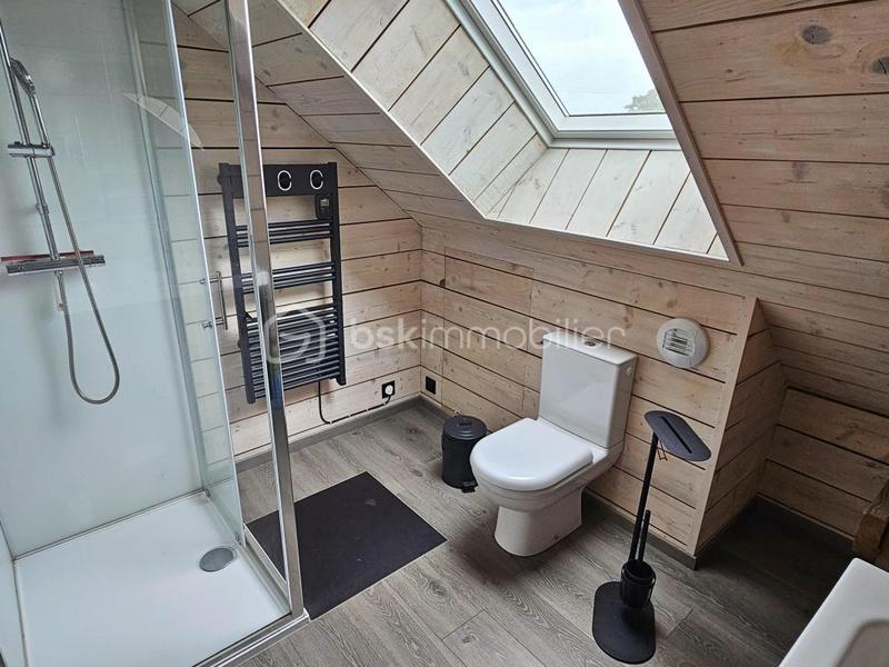 Propriété - 266 m² - 12 pièces
