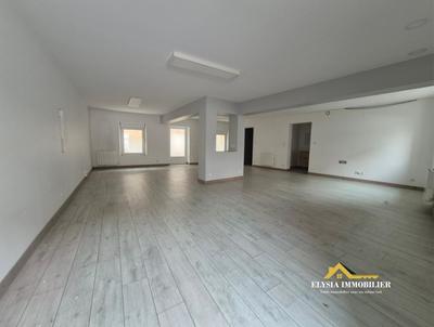 Local commercial - 75 m² - 2 pièces