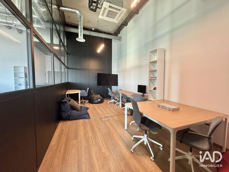Bureau - 247 m²
