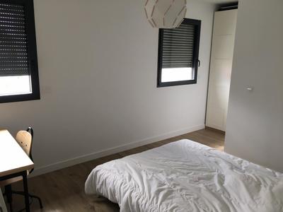 Chambre - 14 m² - 1 pièce