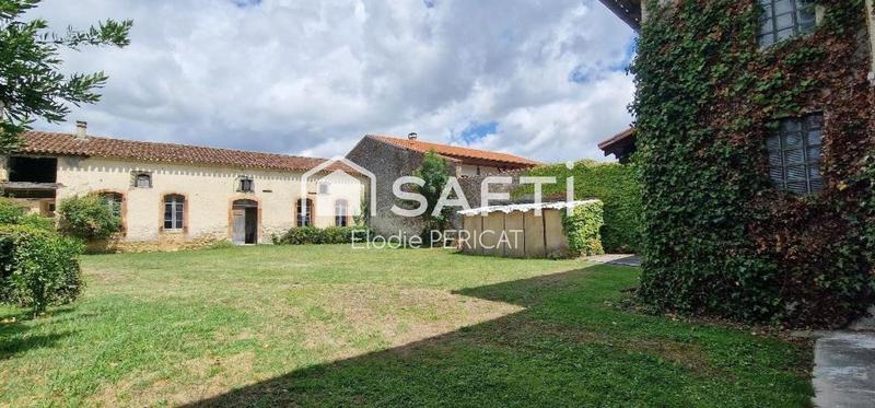 Maison - 275 m² - 7 pièces