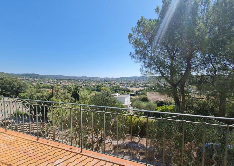 Maison - 195 m² - 8 pièces