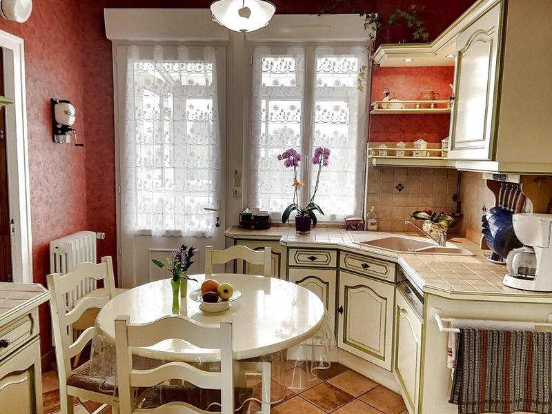 Maison - 106 m² - 8 pièces