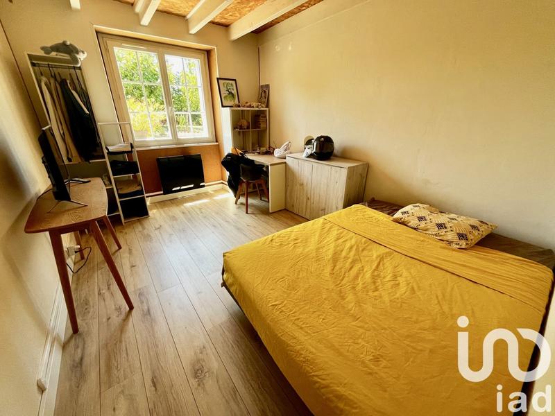 Maison - 180 m² - 8 pièces