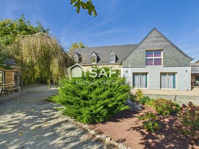 Maison - 350 m² - 8 pièces