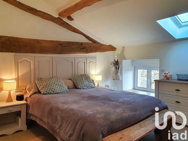 Maison - 250 m² - 7 pièces