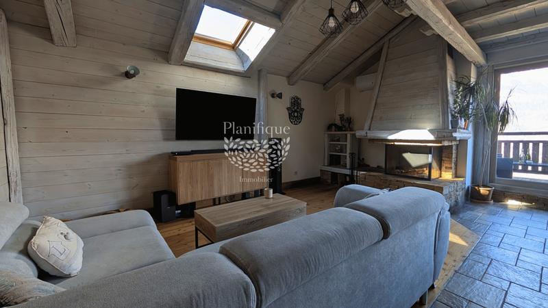 Châlet - 199 m² - 6 pièces