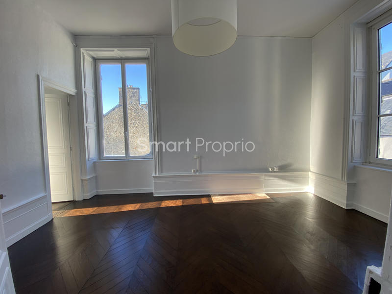 Appartement - 90 m² - 4 pièces