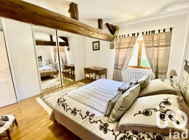 Maison - 190 m² - 7 pièces