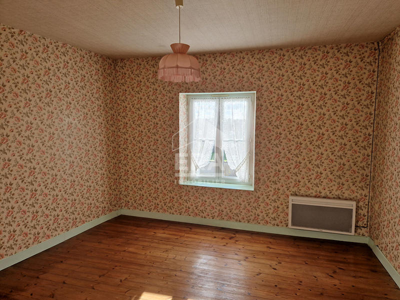 Maison - 213 m² - 8 pièces