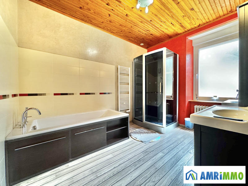 Maison - 144 m² - 5 pièces