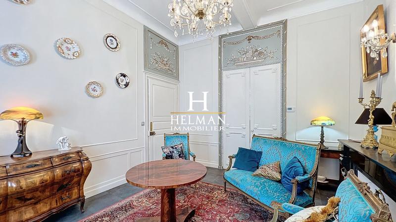 Maison - 231 m² - 8 pièces