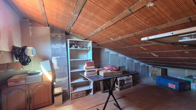 Maison - 121 m² - 7 pièces