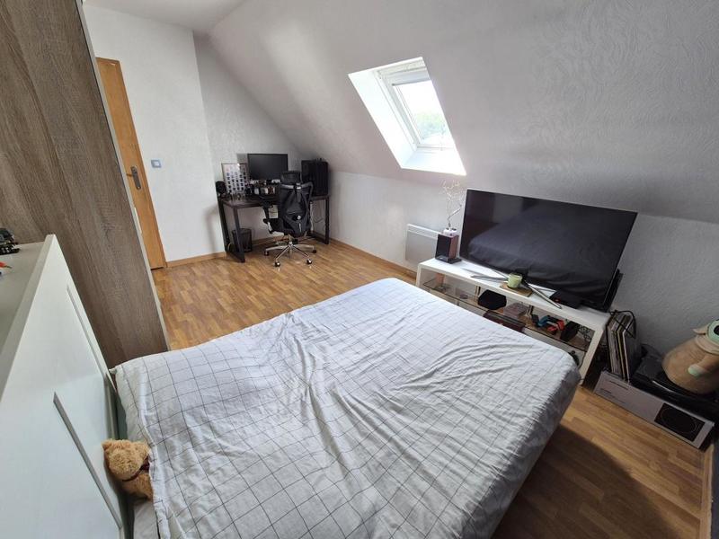 Maison - 106 m² - 7 pièces