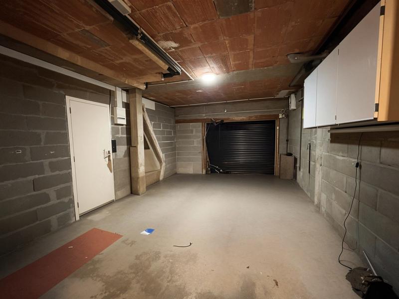 Maison - 230 m² - 10 pièces