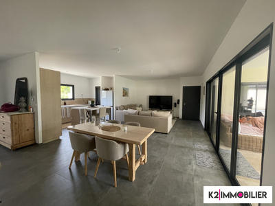 Maison - 124 m² - 5 pièces