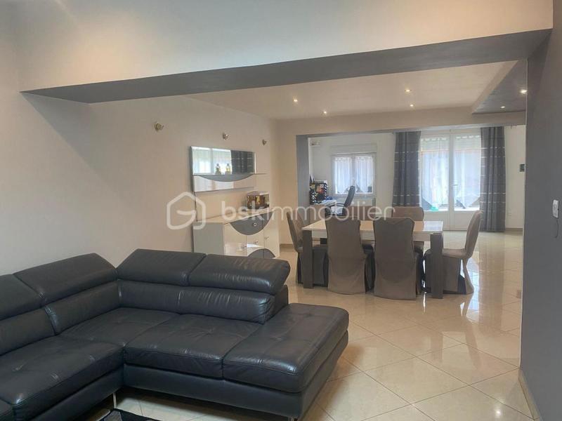 Pavillon - 156 m² - 5 pièces