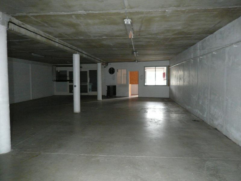 Local commercial - 194 m² - 2 pièces