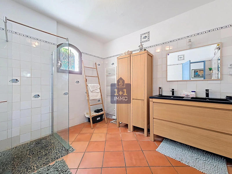 Maison - 179 m² - 6 pièces