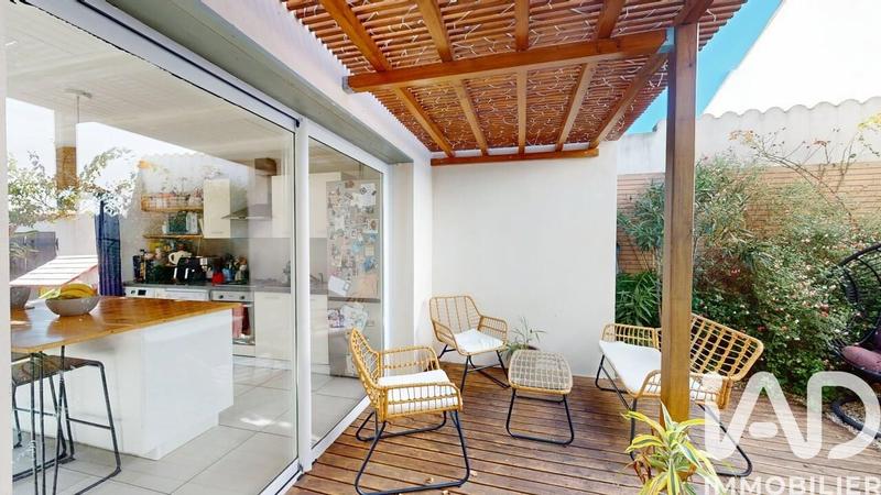 Maison - 90 m² - 4 pièces