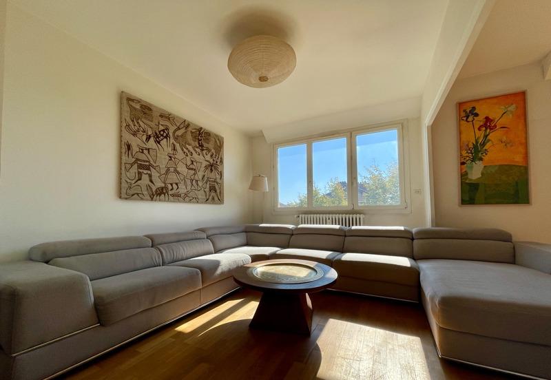 Appartement - 135 m² - 6 pièces