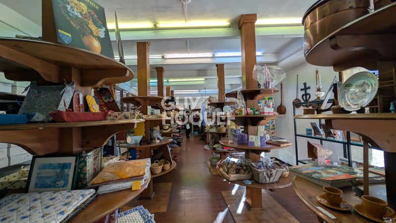 Immeuble - 112 m² - 5 pièces