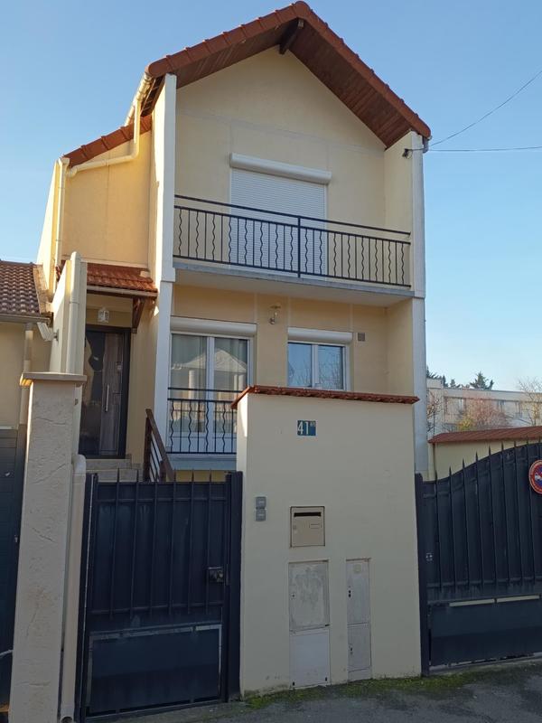 Maison de ville - 134 m² - 8 pièces