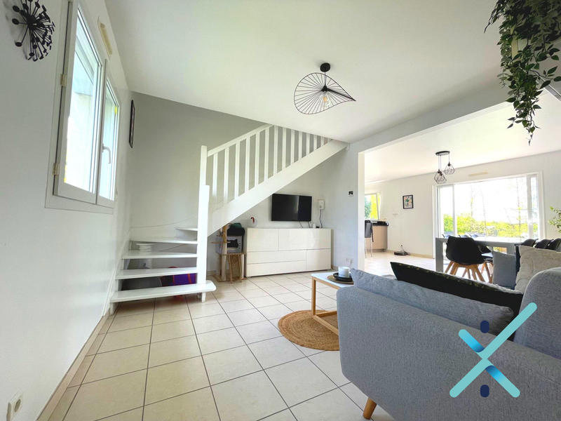 Maison contemporaine - 153 m² - 7 pièces