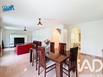 Maison - 250 m² - 7 pièces