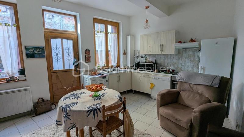 Maison de ville - 64 m² - 4 pièces