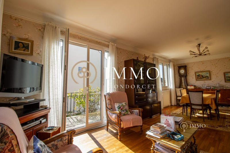 Maison - 90 m² - 5 pièces