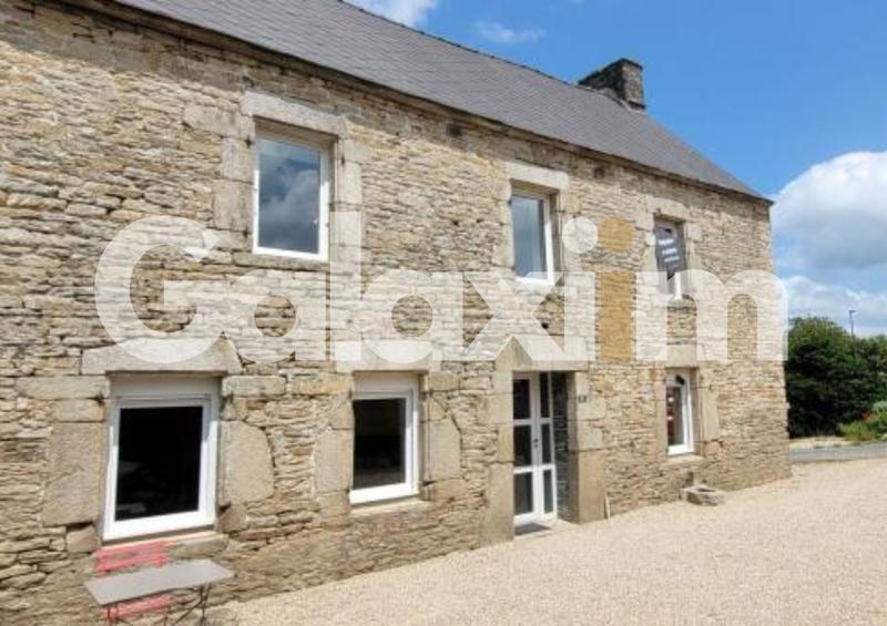 Maison traditionnelle - 160 m² - 7 pièces