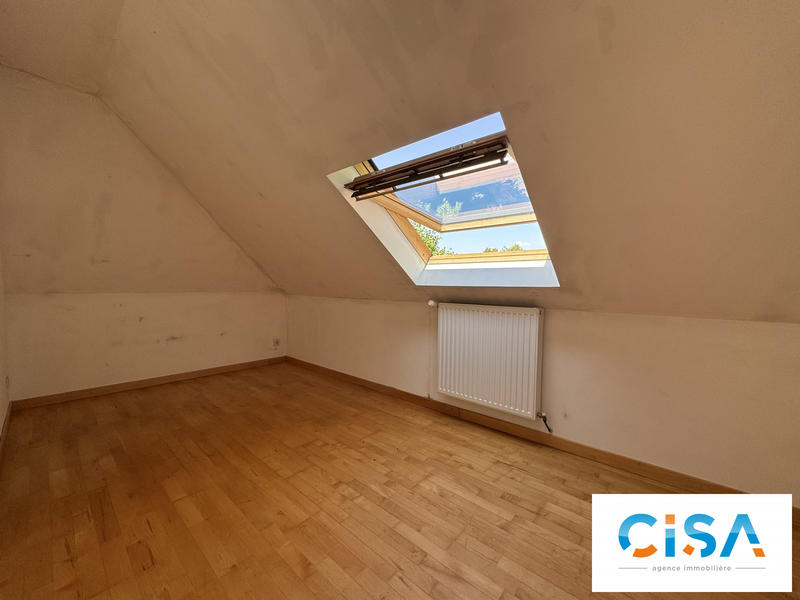 Maison - 180 m² - 8 pièces