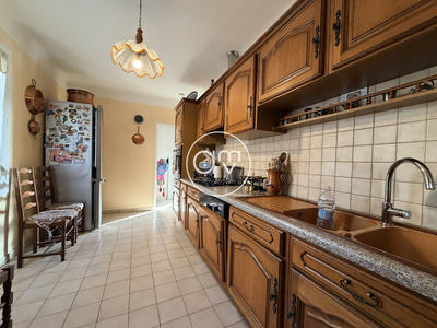 Maison - 85 m² - 4 pièces