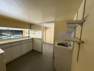 Local d'activités - 73 m²