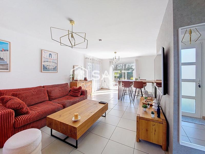 Maison - 86 m² - 4 pièces