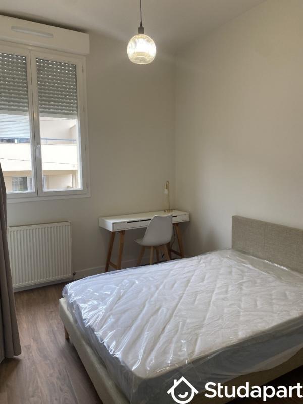 Chambre - 14 m² - 1 pièce