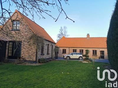 Maison - 200 m² - 8 pièces