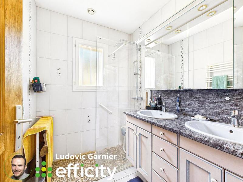 Maison - 92 m² - 4 pièces