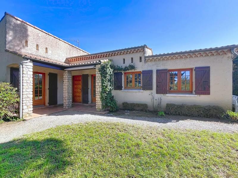 Maison - 109 m² - 4 pièces