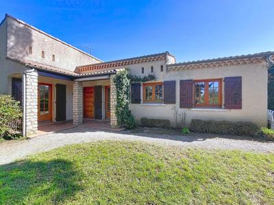 Maison - 109 m² - 4 pièces