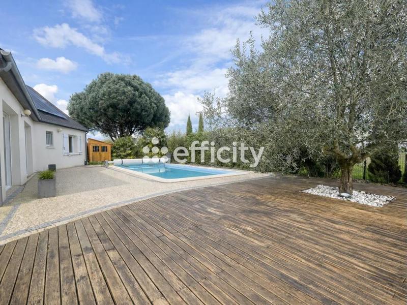 Pavillon - 100 m² - 5 pièces