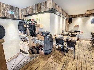 Fonds de commerce - 220 m²