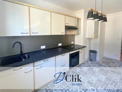 Appartement - 60 m² - 3 pièces