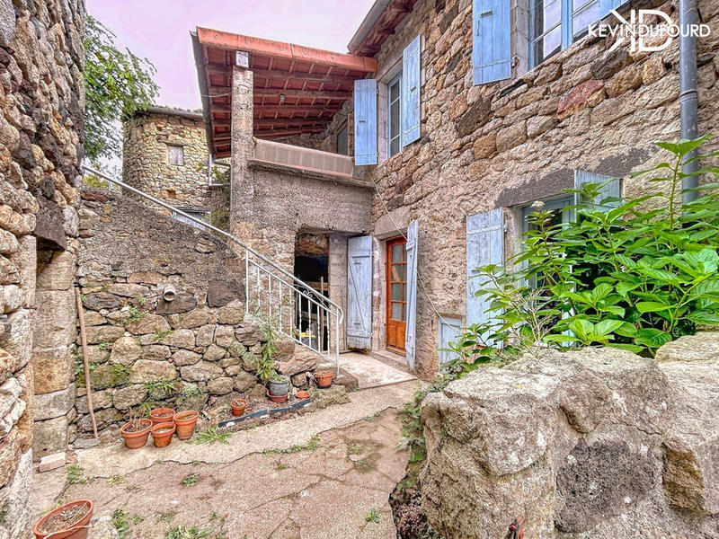 Maison de village - 100 m² - 6 pièces