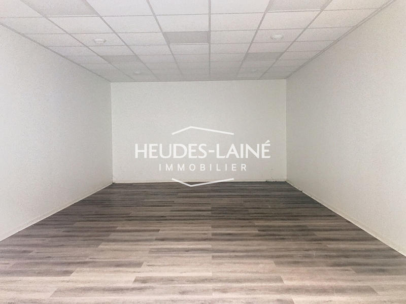 Local d'activité / Entrepôt - 970 m²