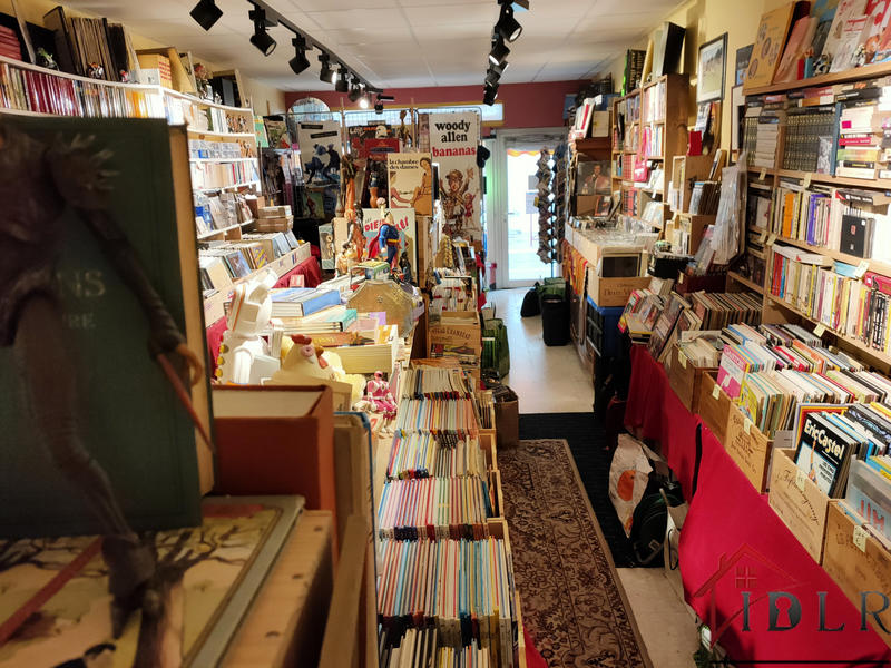 Local commercial - 147 m²